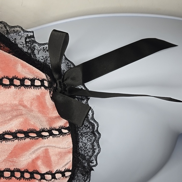 Gothic Babydoll Velvet Corset Top W Cross M-XL - Picture 7 of 7